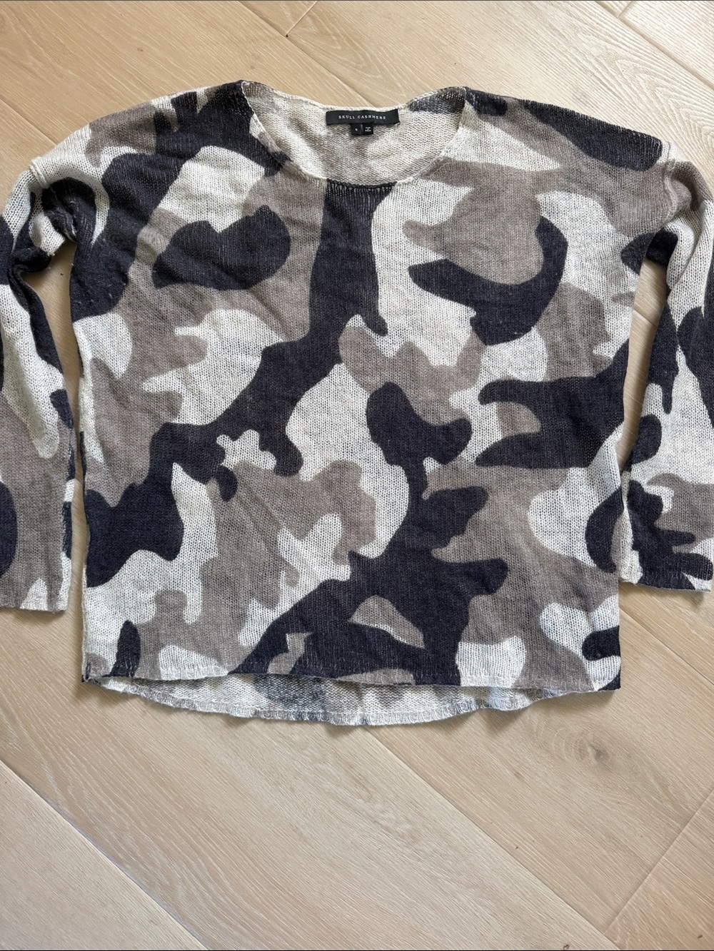 Skull Cashmere Gray Camouflage 100% Cashmere Crewneck Sweater Small